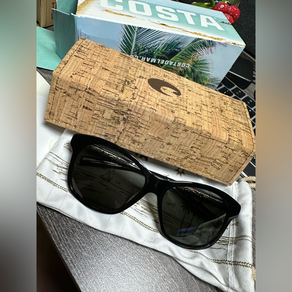 NEW Costa Sarasota shiny black grey! Never worn